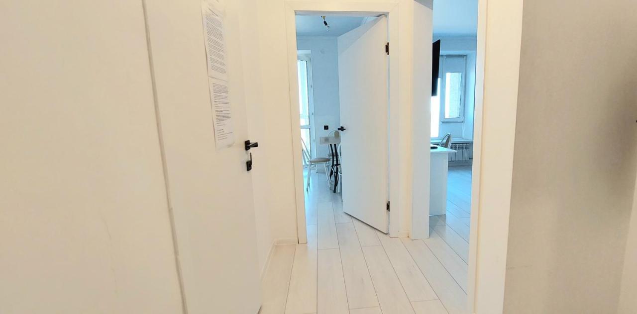 Аэропорт 10 Минут Apartamento Astana Exterior foto